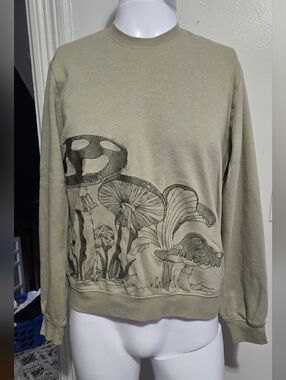 Blind Rooster Mushroom Embroidered Crewneck Sz Small